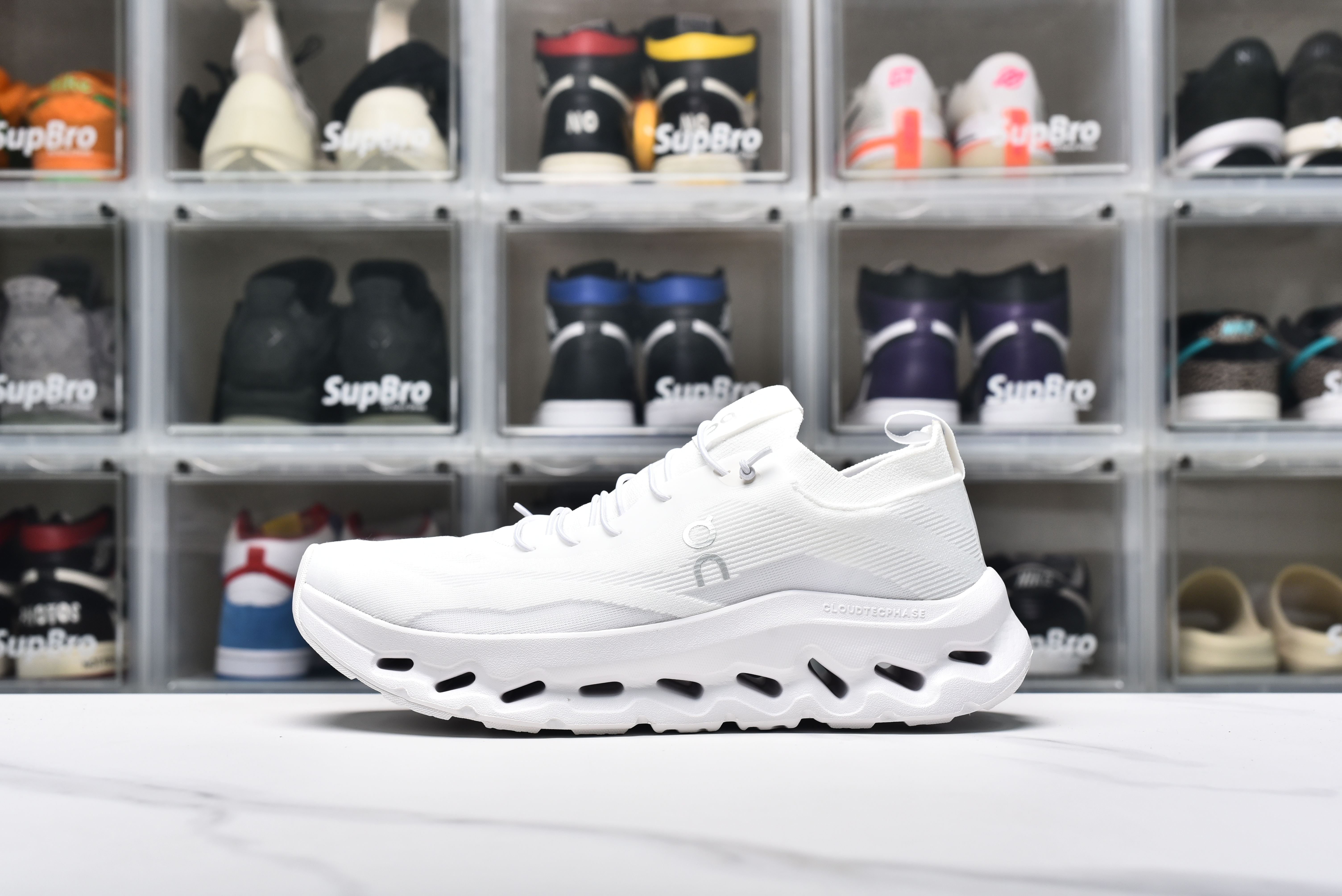 On Running Cloudtilt LOEWE 3089 WHITE M929282X153089
